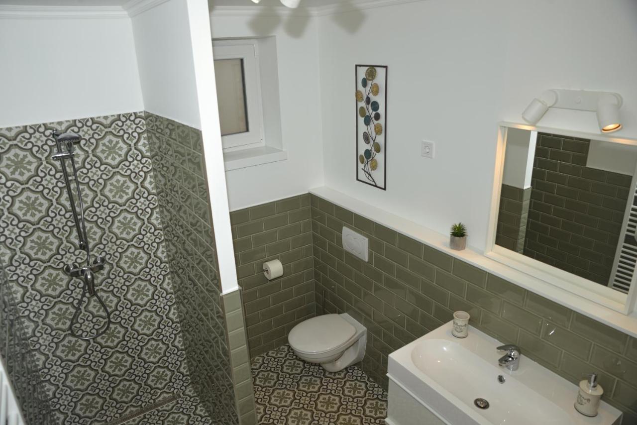 Raba92 Apartman House المظهر الخارجي الصورة