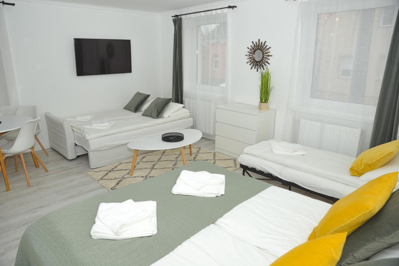 Raba92 Apartman House المظهر الخارجي الصورة