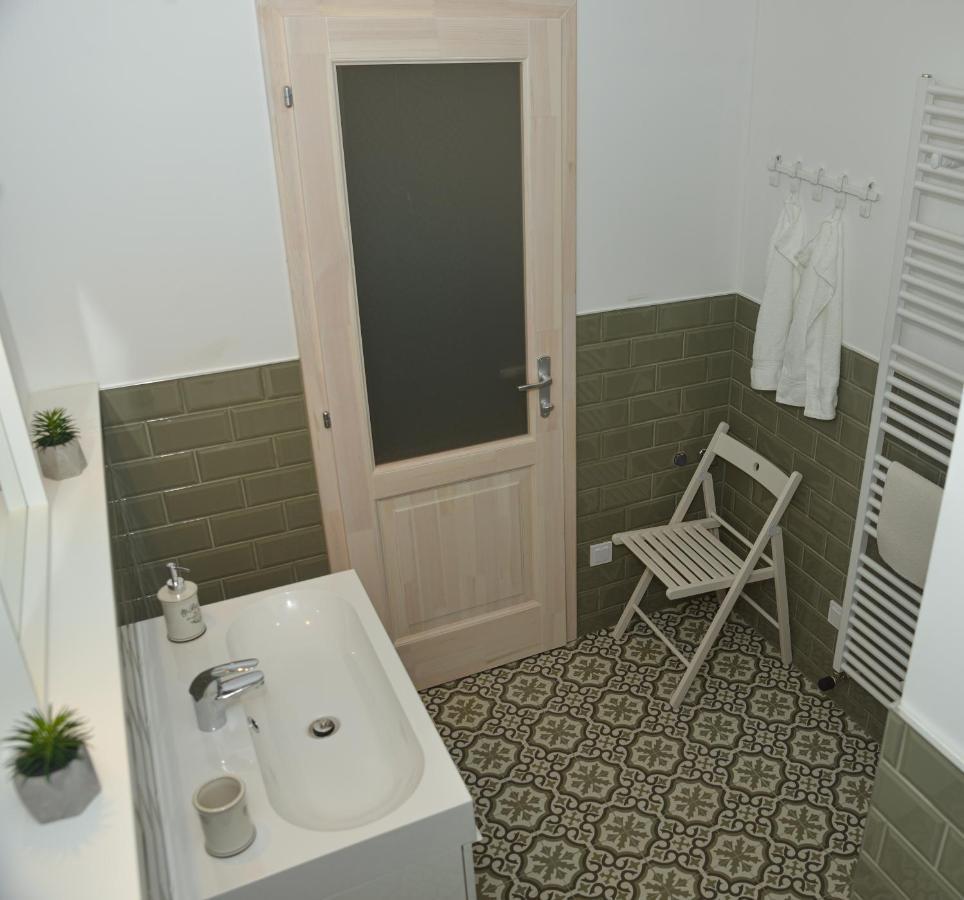 Raba92 Apartman House المظهر الخارجي الصورة