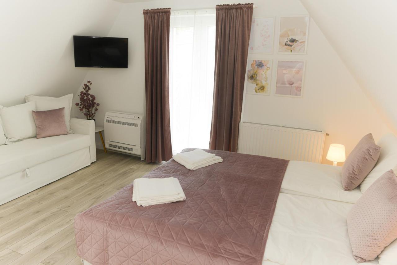 Raba92 Apartman House المظهر الخارجي الصورة